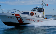 Mini crociera in panne tra Capo d'Orlando e le Eolie, soccorsi dalla Guardia Costiera