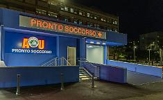 Ragazzino di 11 anni morso da un pitbull in un campetto: operazione urgente e indagini in corso