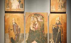 L'indagine dopo il furto e la pista privilegiata dagli investigatori dopo che sono stati portati via alcuni pannelli realizzati da Antonello da Messina