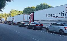 Tir in pieno centro citt&agrave; &egrave; allarme sicurezza