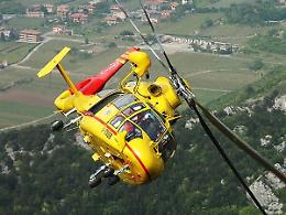 Un morto e tre feriti in un incidente autonomo lungo la A29