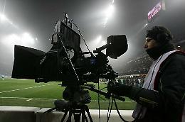 Serie A, c'è l'accordo per riprendere il 13 giugno ma è guerra con le tv