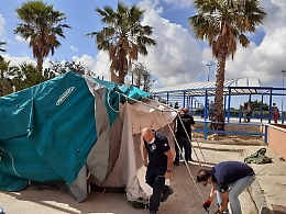 Coronavirus, montata tenda all'ospedale di Agrigento da parte del Libero Consorzio