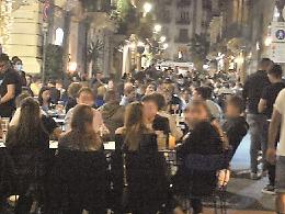 Covid, molto caos e poche mascherine in Centro storico a Catania