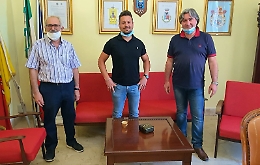 Coronavirus, 150 litri di igienizzante donati alla citt&agrave; di Comitini