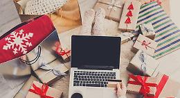 Acquisti online, attenti alle truffe sotto l'albero: il decalogo della polizia postale di Catania