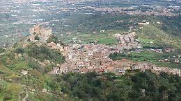 Allevatore muore schiacciato da un masso mentre pascola gregge