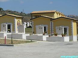 Salme in attesa al cimitero, c'è l'ipotesi di requisire 34 loculi