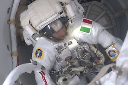 Luca Parmitano lascia il comando della Stazione spaziale e torna sulla Terra