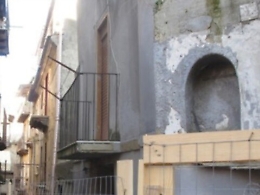 Caltanissetta, corsa contro il tempo per trovare partner privati