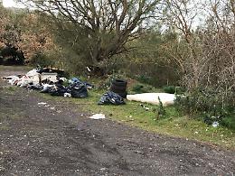 Il parco dell'Etna &egrave; un parco di rifiuti