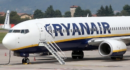 L&rsquo;odissea dei 150 viaggiatori lasciati a Perugia da Ryanair, partono le denunce