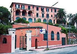 Mafia, la Dia sequestra a Messina immobili destinati a una nota clinica