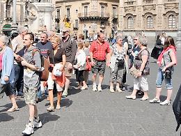 Catania, aumenta anche la tassa di soggiorno e cresce il coro di no sulla Tari