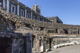 Da&shy;nie&shy;le Mal&shy;fi&shy;ta&shy;na:  &laquo;Cos&igrave; l&rsquo;I&shy;bam sve&shy;la  i se&shy;gre&shy;ti na&shy;sco&shy;sti di Ca&shy;ta&shy;nia An&shy;ti&shy;ca&raquo;