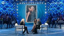 Riccardo Fogli e la moglie Karin a Domenica In: la scelta di Mara li sorprende