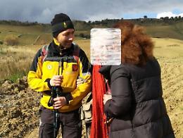 Anziano disperso tra Barrafranca e Pietraperzia, ritrovato dopo una lunga notte di ricerche