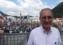 Ampolle, ruspe e &ldquo;arrusti e mangia&rdquo; il ter&ugrave;n Attaguile trionfa a Pontida