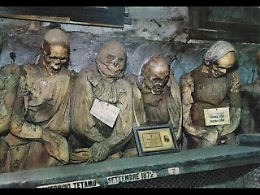 Raccolta fondi per salvare le mummie di Novara di Sicilia