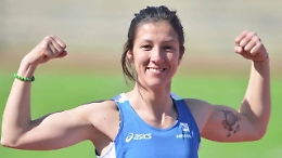 L'omaggio di Gela alla coraggiosa Monica, atleta paralimpica