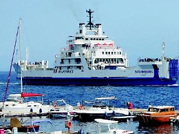 Traghetti solo per Tremestieri, la denuncia del comitato No Ponte