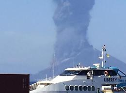 L'Ingv: «Stromboli ancora in disequilibrio». E la Protezione civile sta valutando se innalzare allerta a "giallo"