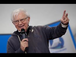 Dalla piazza al sociale: don Antonio Mazzi chiede risposte per il disagio psichico