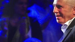 Ora o mai pi&ugrave;, Toto Cutugno dedica "L'italiano" a Gianni Bella e lui si commuove