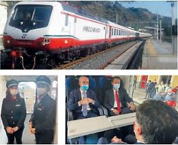 Frecciabianca, da Palermo a Catania in tre ore: la verità oltre la festa