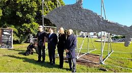Catania, in piazza Europa l'"Alba dei Tempi" di Nico Vascellari