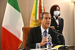 Regione, Musumeci: «Superato l'obiettivo di spesa Fondi Ue 2021»