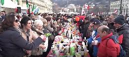 Torino, aperitivo No green pass in piazza Vittorio Veneto