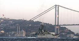 Ucraina, Turchia "chiude" il Bosforo e i Dardanelli alle navi da guerra
