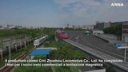In Cina c'&egrave; il treno a lievitazione magnetica che va a 200 km/h (e senza pilota grazie al 5G)
