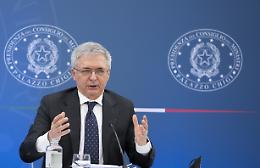 Def: Franco, con blocco gas russo Pil 2022 sotto il 2,3%