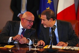 Il governo va sotto quattro volte all'Ars, battuto dai franchi tiratori