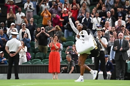 Serena Williams annuncia il ritiro dal tennis: "Far&ograve; solo la mamma"