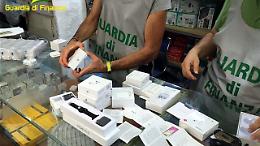 Gdf sequestra a commercianti cinesi giocattoli e merce contraffatta