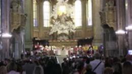 Napoli, si ripete il miracolo di San Gennaro: il sangue si è sciolto