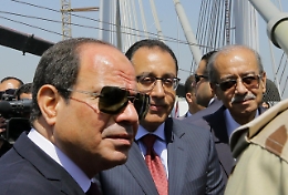 Egitto: muore l'ex premier, in carica al primo mandato di Sisi
