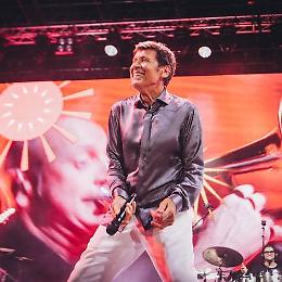 Gianni Morandi, se l'"eterno fanciullo" illumina la Valle dei Templi