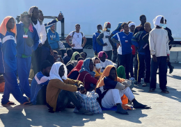 Sette sbarchi con 380 migranti sull'isola