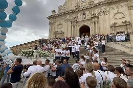 La mamma di Vincenzo e un dolore che nessuno potrà cancellare: «Se c'è stato un errore voglio giustizia»