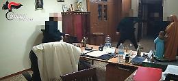 Gela, l'accoltellamento in diretta: così don Nunzio Samà è stato ferito da un fanatico con problemi psichici