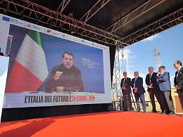 All'inaugurazione del raddoppio ferroviario Ct-Pa, Salvini parla del Ponte. Stoccata alla Corte dei Conti: «Capiamo se l'Italia può scommettere sul futuro»