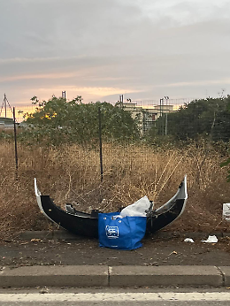 Degrado e pericoli lungo Viale Tirreno e via San Zenone