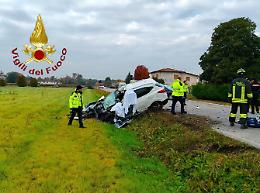 Pullman con 50 studenti si scontra con un suv,  11 ragazzi  feriti