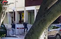 The Wall a Gela, chiuse le indagini su un gruppo di pusher: il promotore è per i pm un avvocato