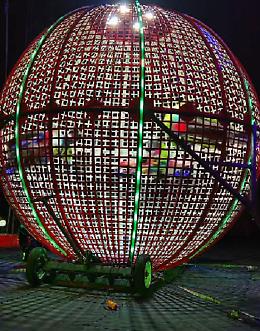 Incidente in un circo nel Napoletano: stuntman 26enne muore davanti agli spettatori