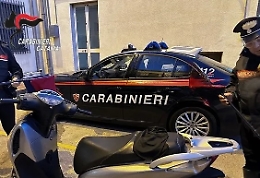 Patern&ograve;, minore sorpreso su scooter sequestrato e allaccio abusivo alla rete elettrica